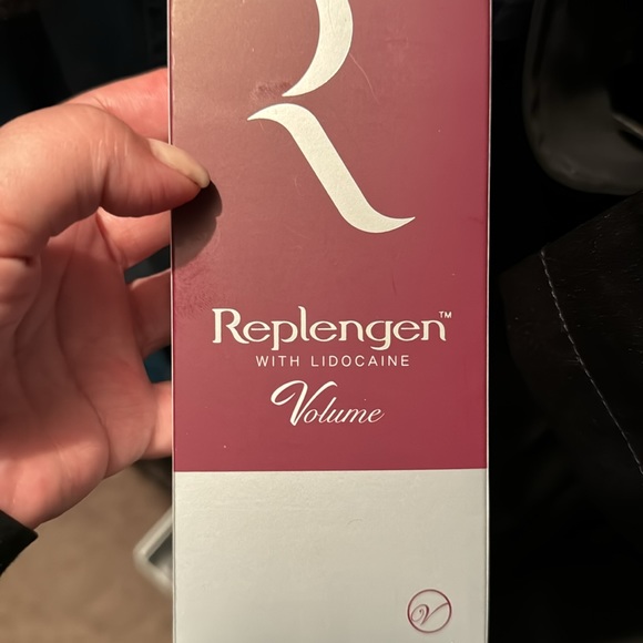 SALE 125$ - - Linetox 100 units plus filler - Picture 6 of 6